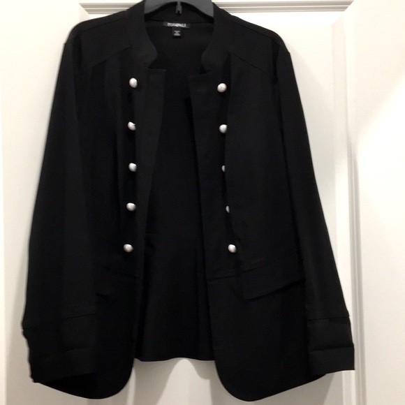 Roz & Ali Jackets & Blazers - Blazer long sleeve excellent condition